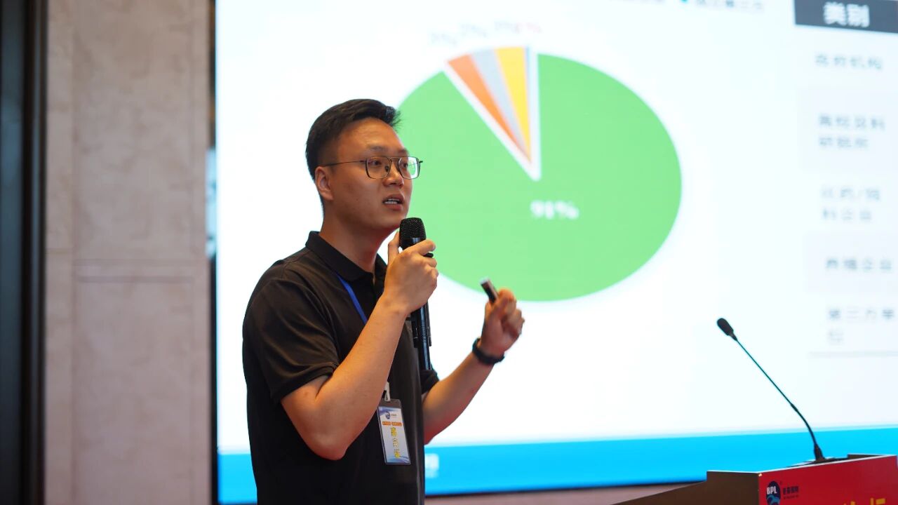 c0b90724e483396bfff7aa352ad62207.jpg 675f056c4099bd4b33df4950d8be32c6.jpg